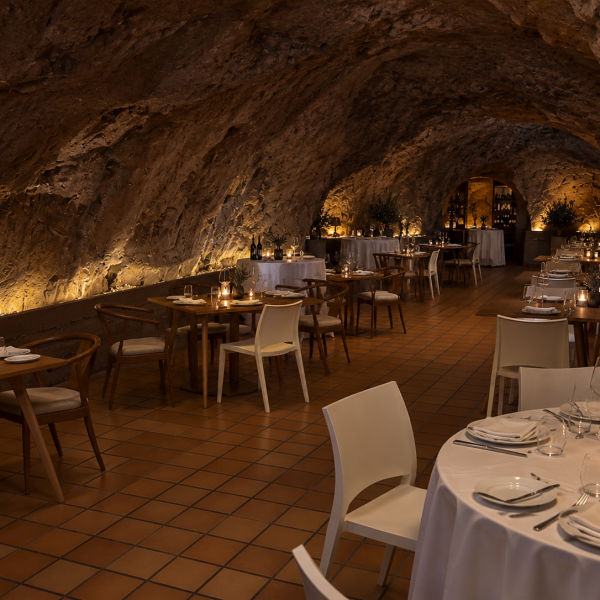 Unique cave restaurant experience near Valencia, Spain